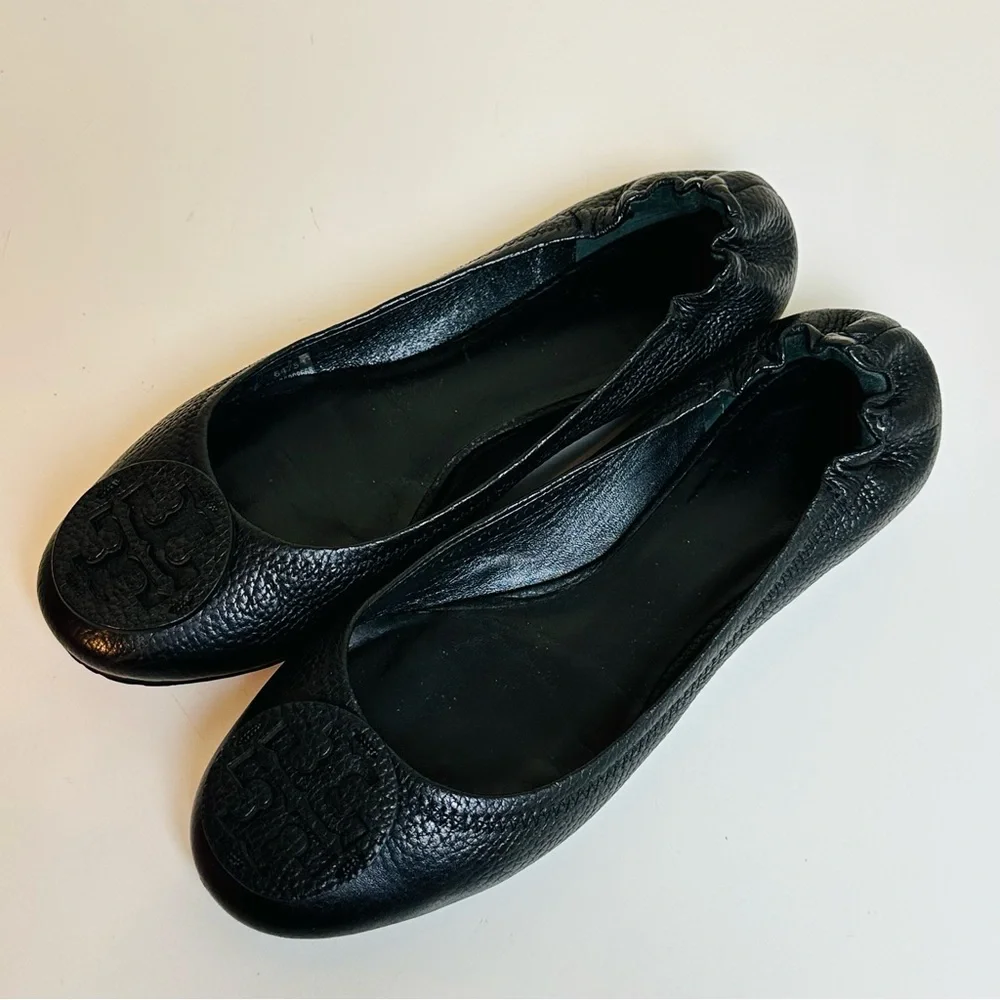 Tory Burch Black Leather Logo Ballet Flats
